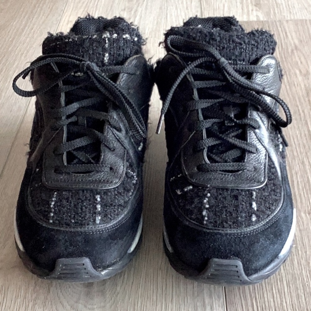 Authentic Chanel Black Tweed Sneakers in Size EU38.5